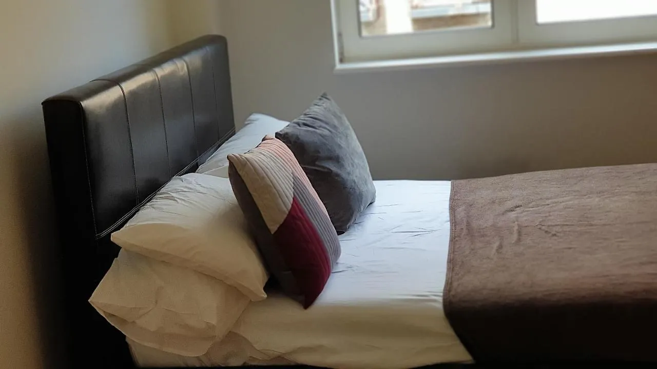 Portered Flat Shad Thames Apartment London 0*,