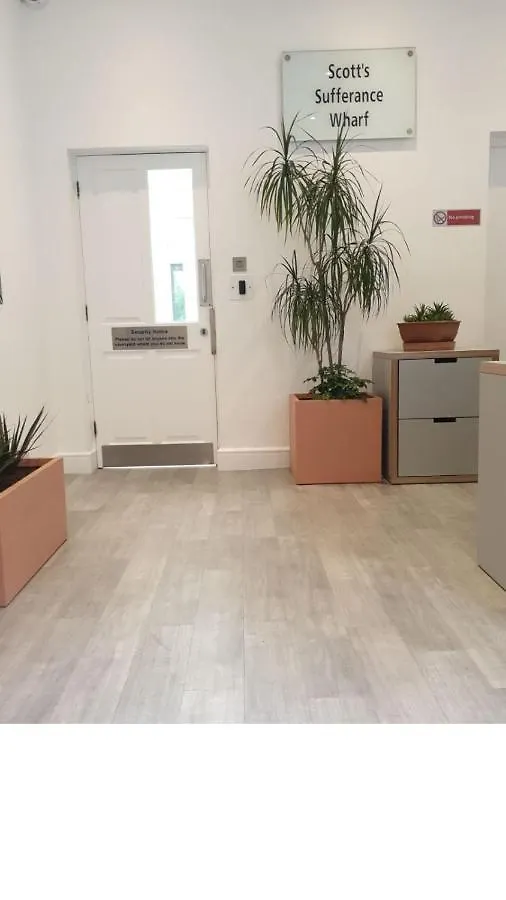 Portered Flat Shad Thames Apartment London