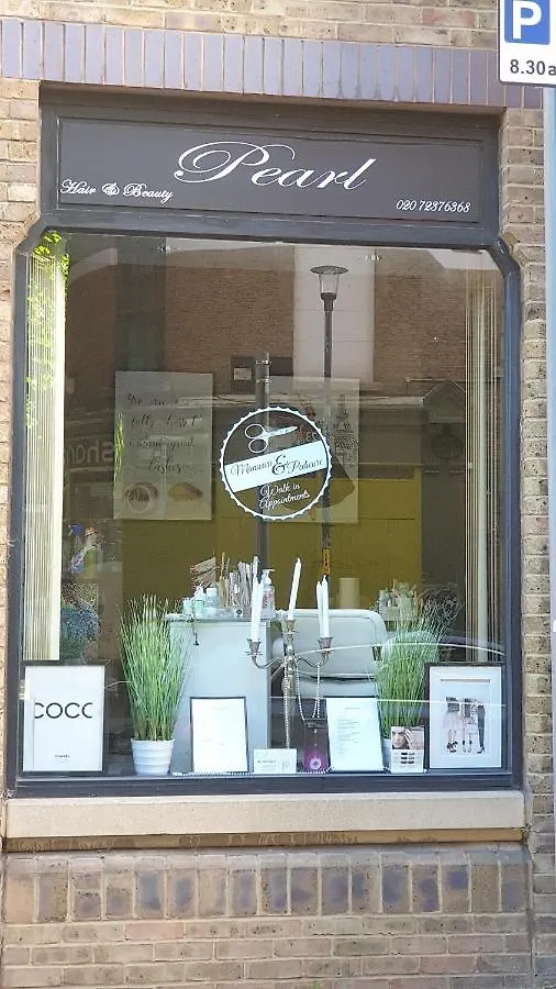 Portered Flat Shad Thames Apartment London